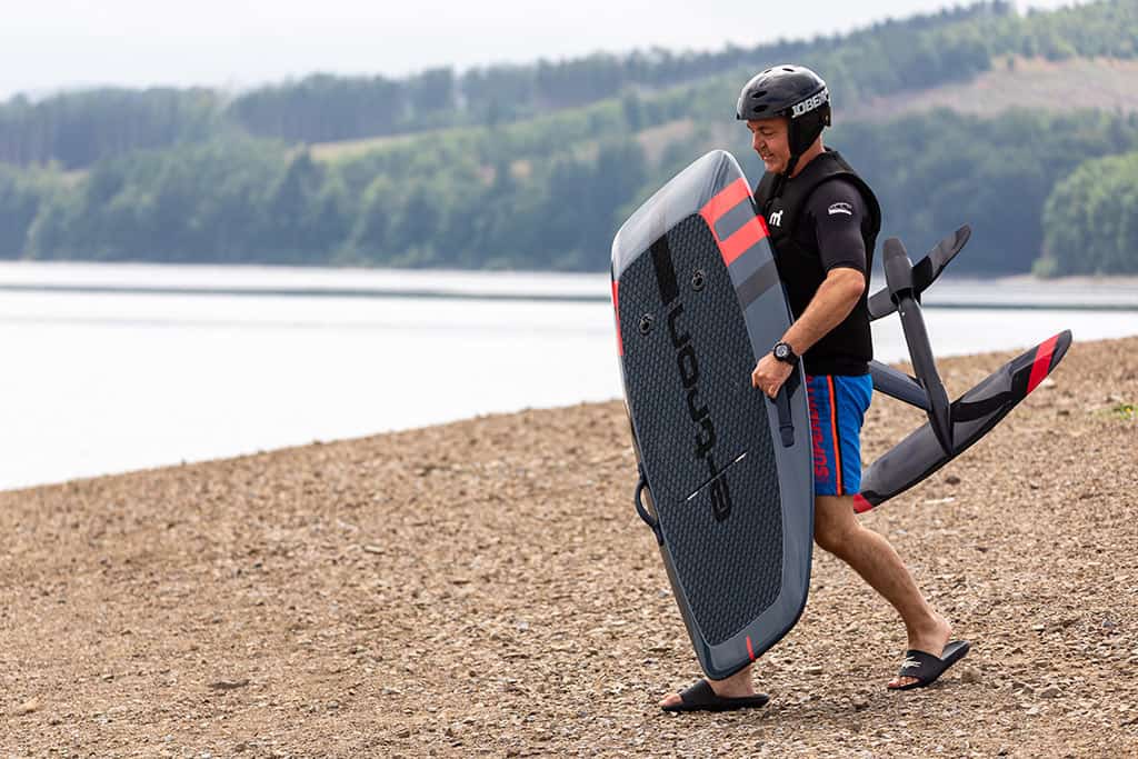 Audi by Aerofoils Audi Adventure eFoil Kurs buchen Audi Competition eFoil Kurs buchen